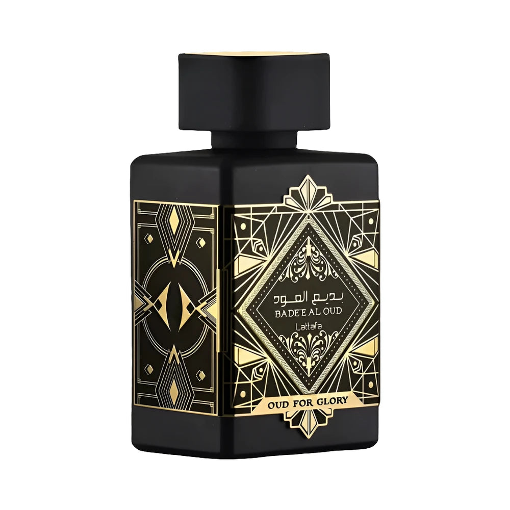 Bade'e Al Oud For Glory de Lattafa, perfume árabe ambarado amaderado de carácter intenso, elegante y envolvente