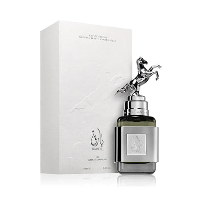 Bareq de Ard Al Zaafaran: frasco y caja del perfume de 100 ml.