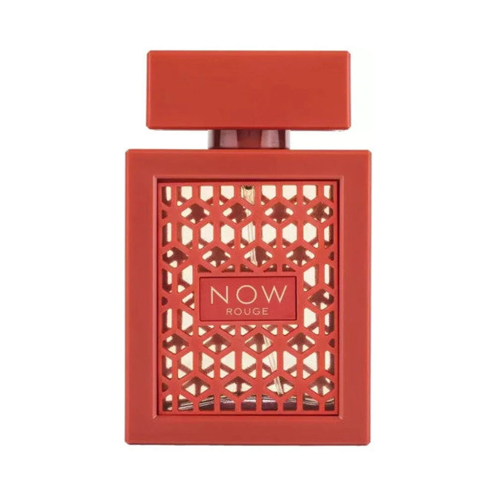 Now Rouge de Lattafa, perfume árabe floral de carácter elegante, envolvente y amaderado
