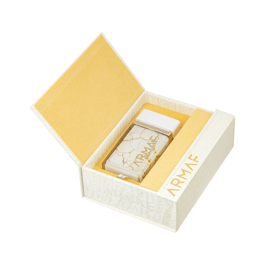 Perle d’Or de Armaf, fragancia ambarada vainilla con bergamota, coco y pachulí. Cremosa y elegante.